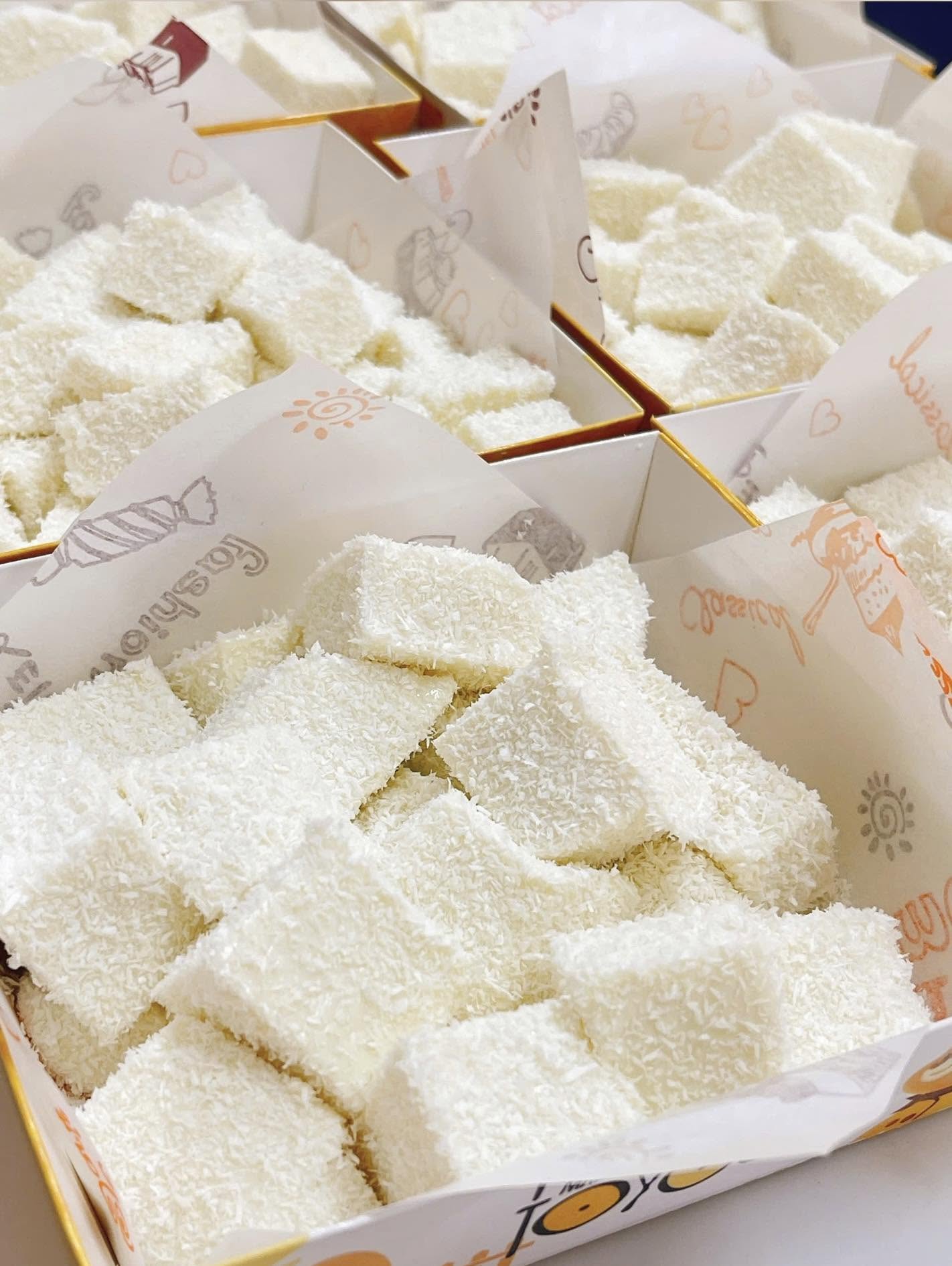 Bánh Tuyết Sữa Dừa
